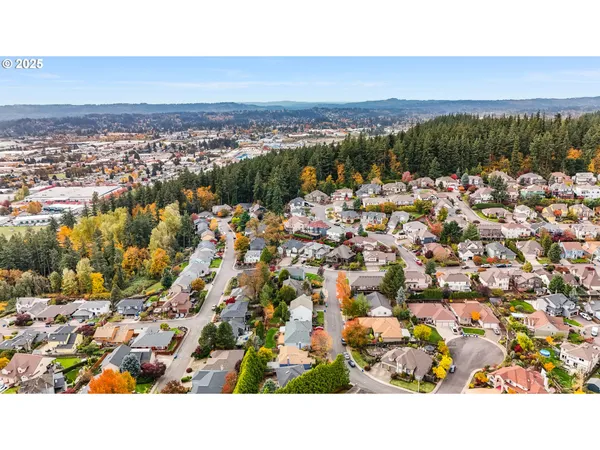 $639,900 | 12064 Southeast Grand Vista Drive, Clackamas, OR 97015