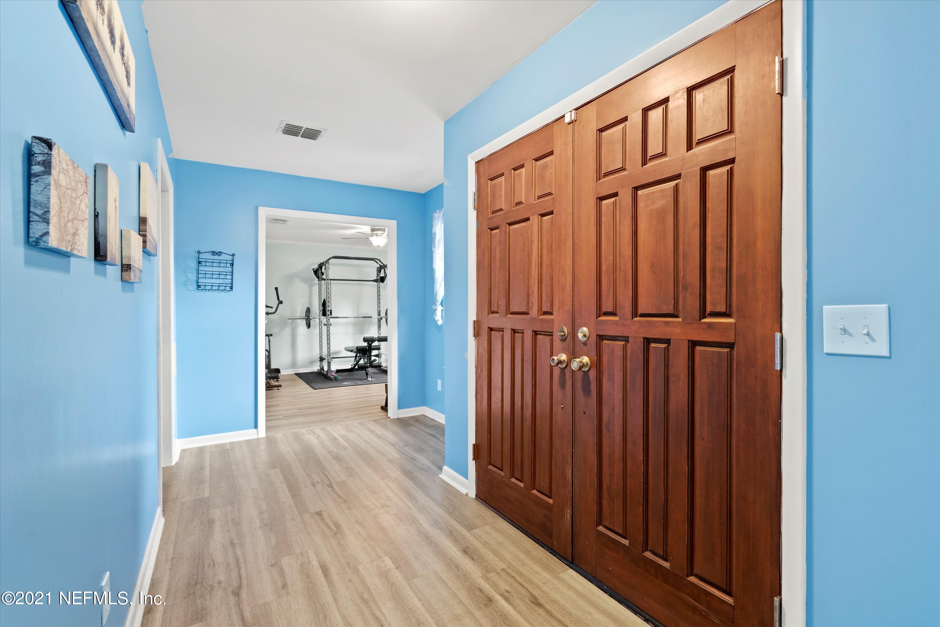 5540 Ada Johnson Road Jacksonville, FL 32218 - Photo 5 of 32 Foyer