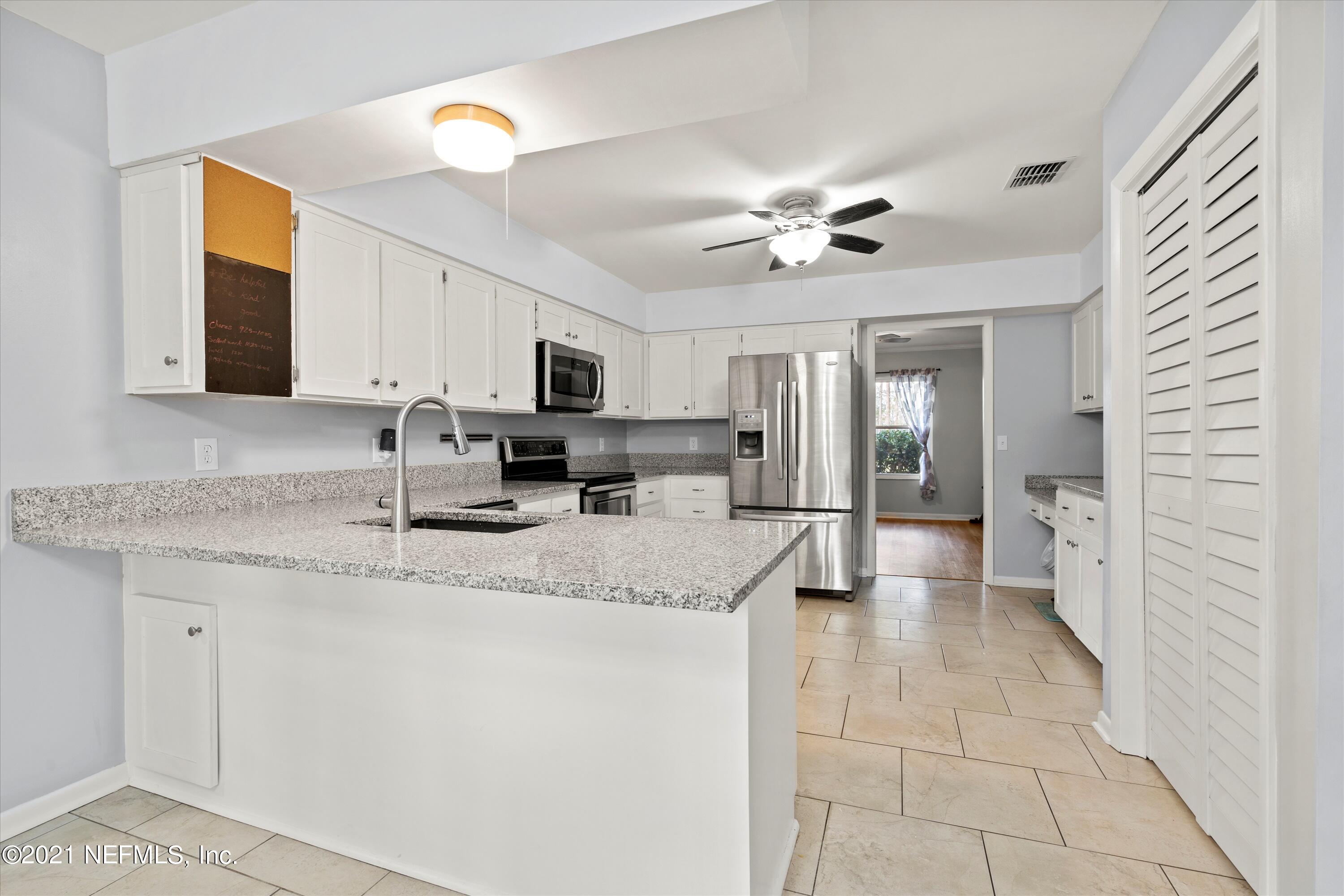 5540 Ada Johnson Road Jacksonville, FL 32218 - Photo 7 of 32 Kitchen