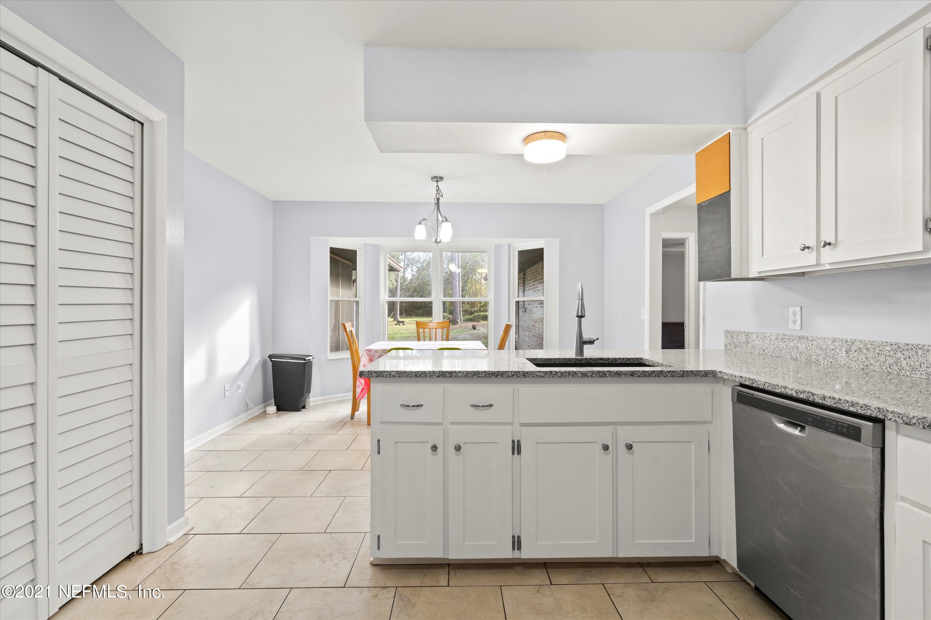 5540 Ada Johnson Road Jacksonville, FL 32218 - Photo 10 of 32 Kitchen (2)