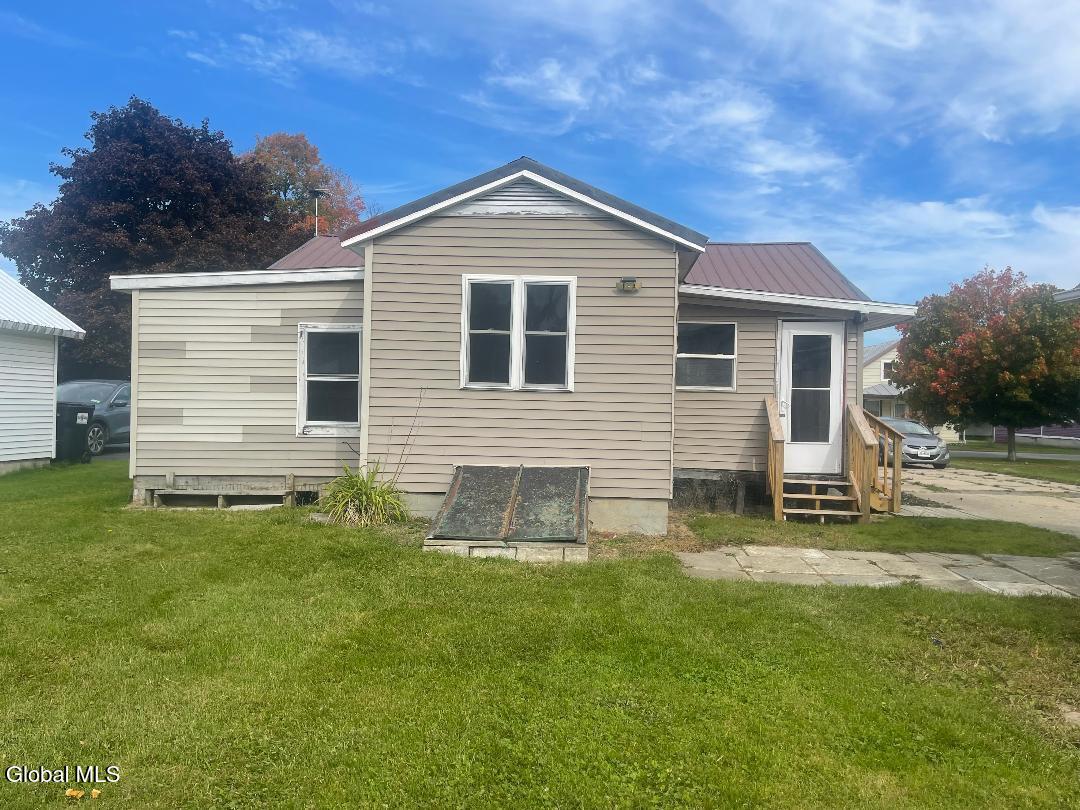 67 State Street Rouses Point, NY 12979 - Photo 8 of 33 thumbnail (7)