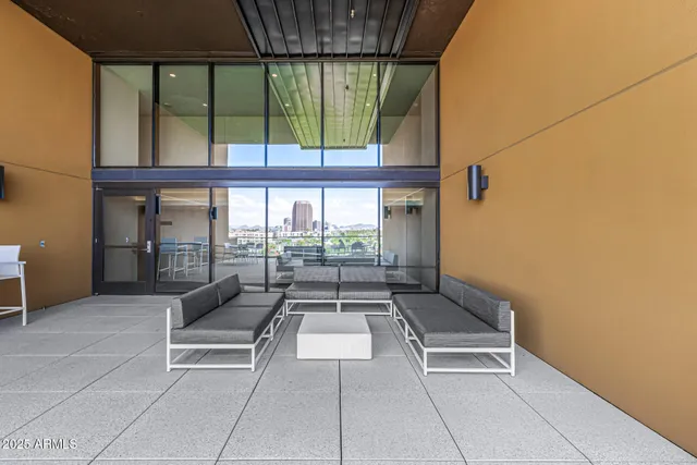 $875,000 | 200 West Portland Street, Unit 827, Phoenix, AZ 85003