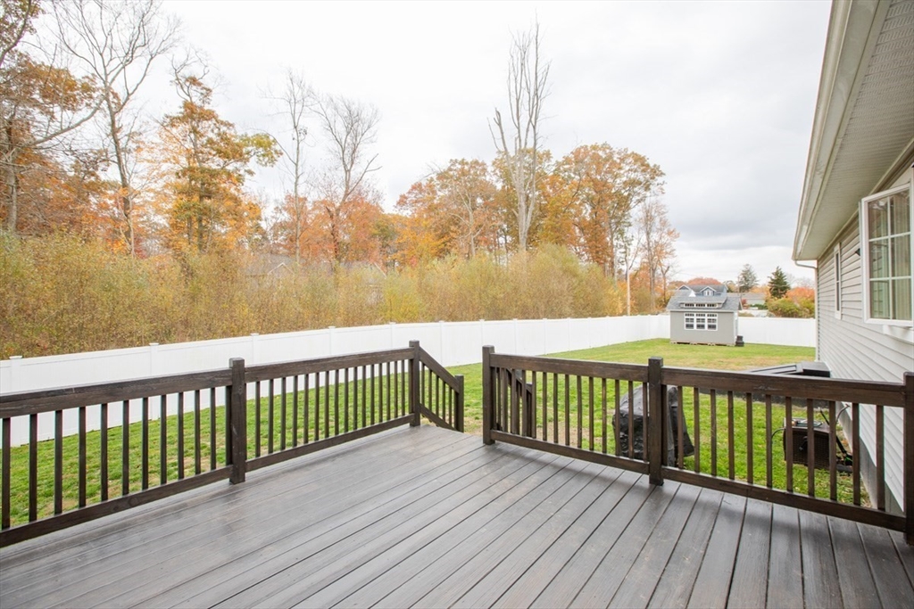 33 Rhinecliffe Road Swansea, MA 02777 - Photo 30 of 34 Gallery Image 30