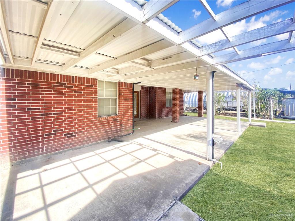 483 Whalen Road San Benito, TX 78586 - Photo 10 of 10 a view of a porch