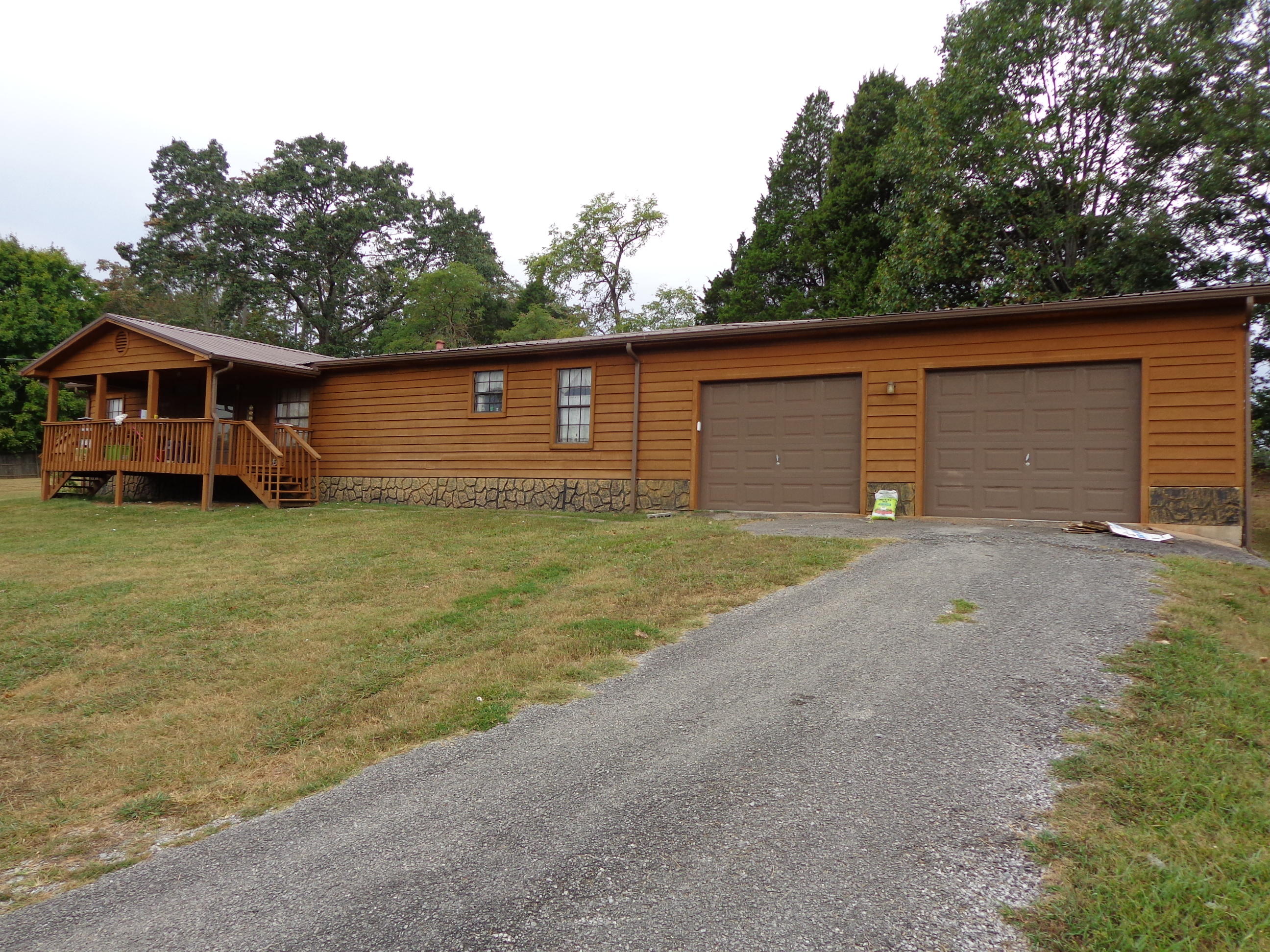 133 Chad Road Jefferson City, TN 37760 - Photo 2 of 28 DSC01248