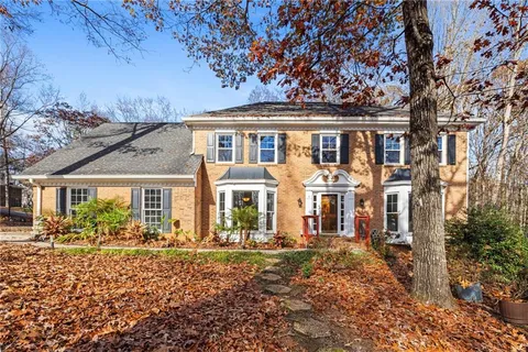 $689,000 | 3402 Johnson Ferry Road Northeast, Roswell, GA 30075