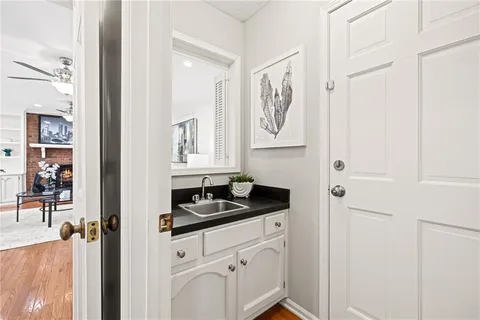 $689,000 | 3402 Johnson Ferry Road Northeast, Roswell, GA 30075