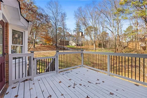 $689,000 | 3402 Johnson Ferry Road Northeast, Roswell, GA 30075