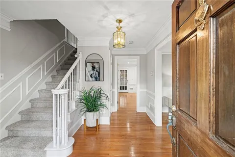 $689,000 | 3402 Johnson Ferry Road Northeast, Roswell, GA 30075