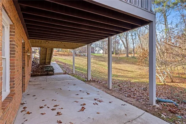 $689,000 | 3402 Johnson Ferry Road Northeast, Roswell, GA 30075