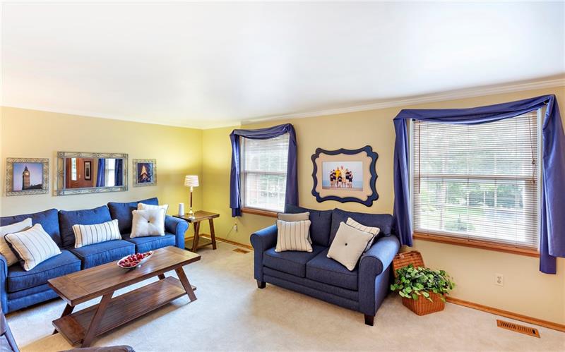 8284 Post Road Allison Park, PA 15101 - Photo 5 of 23 Gallery Image 5