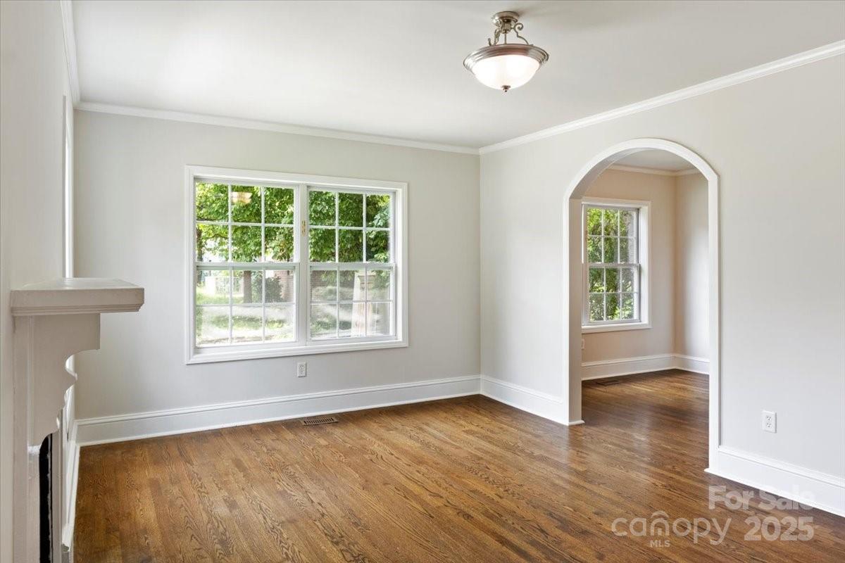 308 Davis Park Road Gastonia, NC 28052 - Photo 4 of 15 Gallery Image 4