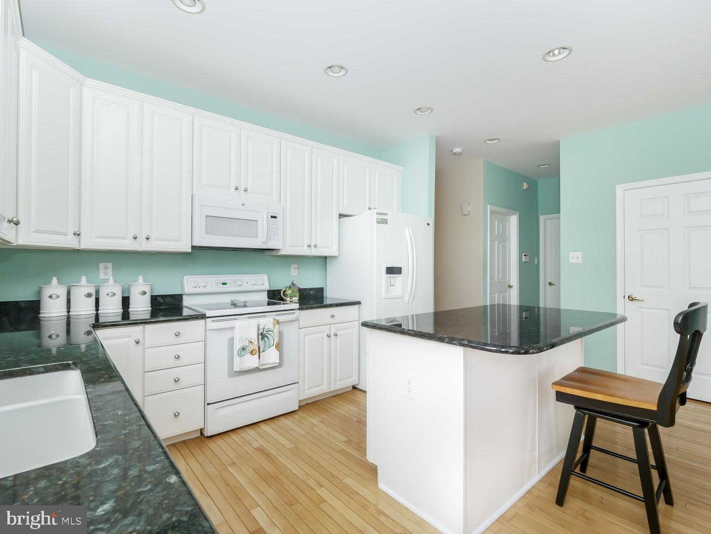 24 Bluebonnet Road Langhorne, PA 19047 - Photo 13 of 40 Gallery Image 13