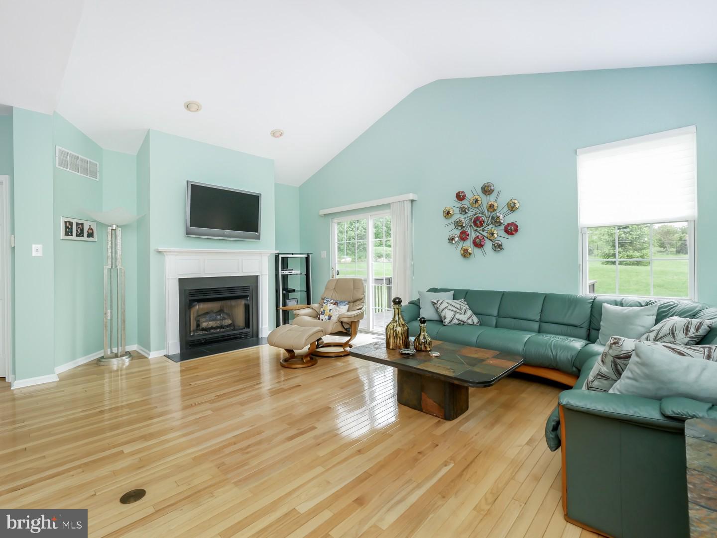 24 Bluebonnet Road Langhorne, PA 19047 - Photo 18 of 40 Gallery Image 18