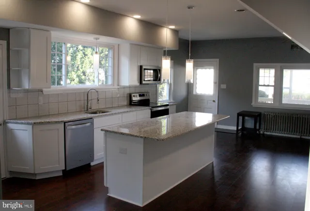 $3,250 | 136 Lincoln Avenue, Langhorne, PA 19047