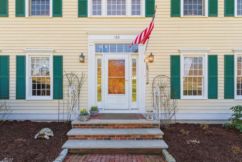 163 Chace Hill Road Sterling, MA 01564 - Photo 4 of 41