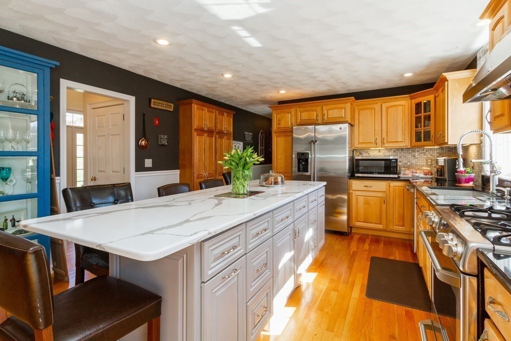 163 Chace Hill Road Sterling, MA 01564 - Photo 7 of 41
