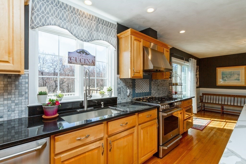 163 Chace Hill Road Sterling, MA 01564 - Photo 9 of 41