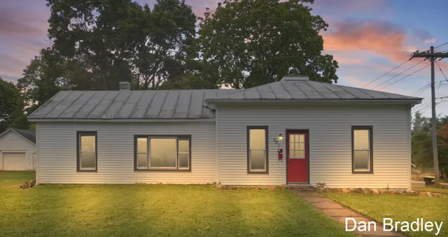 $215,000 | 201 East Coffren Avenue, Greenville, MI 48838
