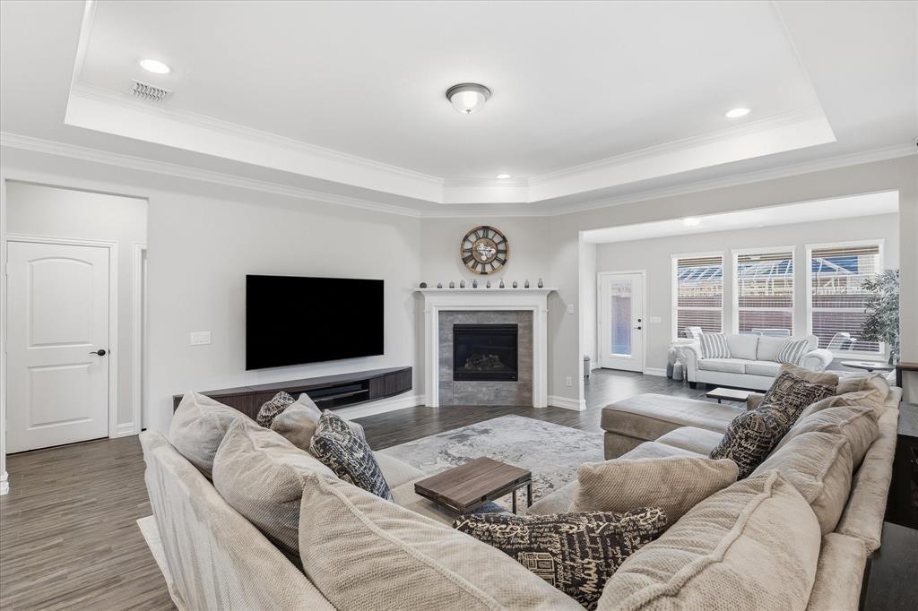 8870 Silent River Road Frisco, TX 75036 - Photo 16 of 40 Gallery Image 16