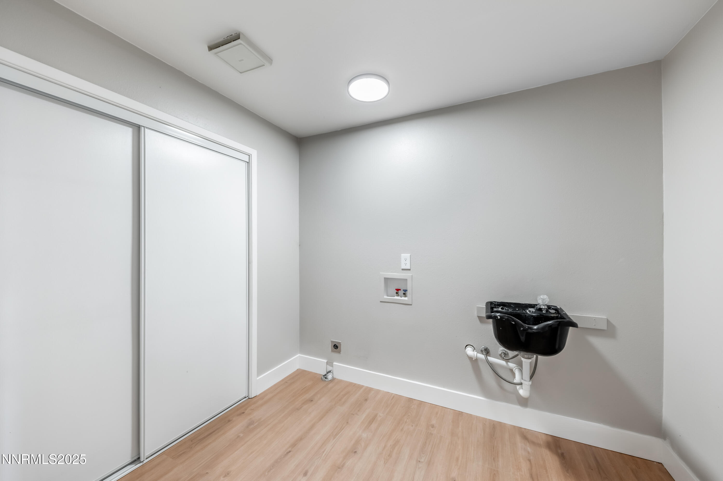 11675 Heartpine Street Reno, NV 89506 - Photo 22 of 38 a view of a workspace