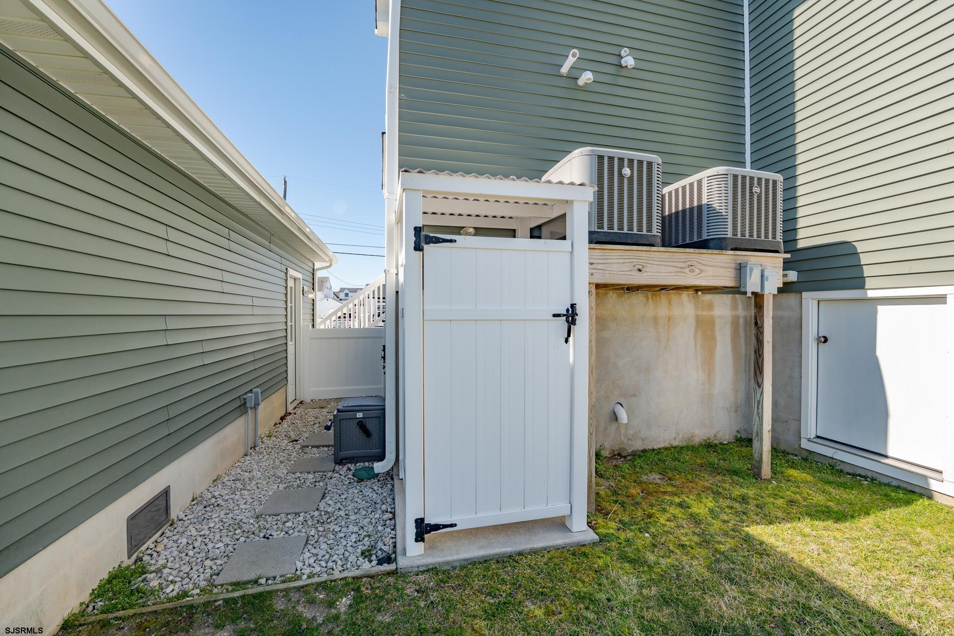 703 Bobby Jones Road Brigantine, NJ 08203 - Photo 28 of 34