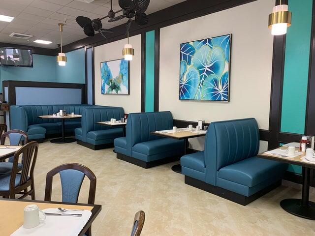 73 Capri B, Unit 73 Delray Beach, FL 33484 - Photo 13 of 93 kings point cafe