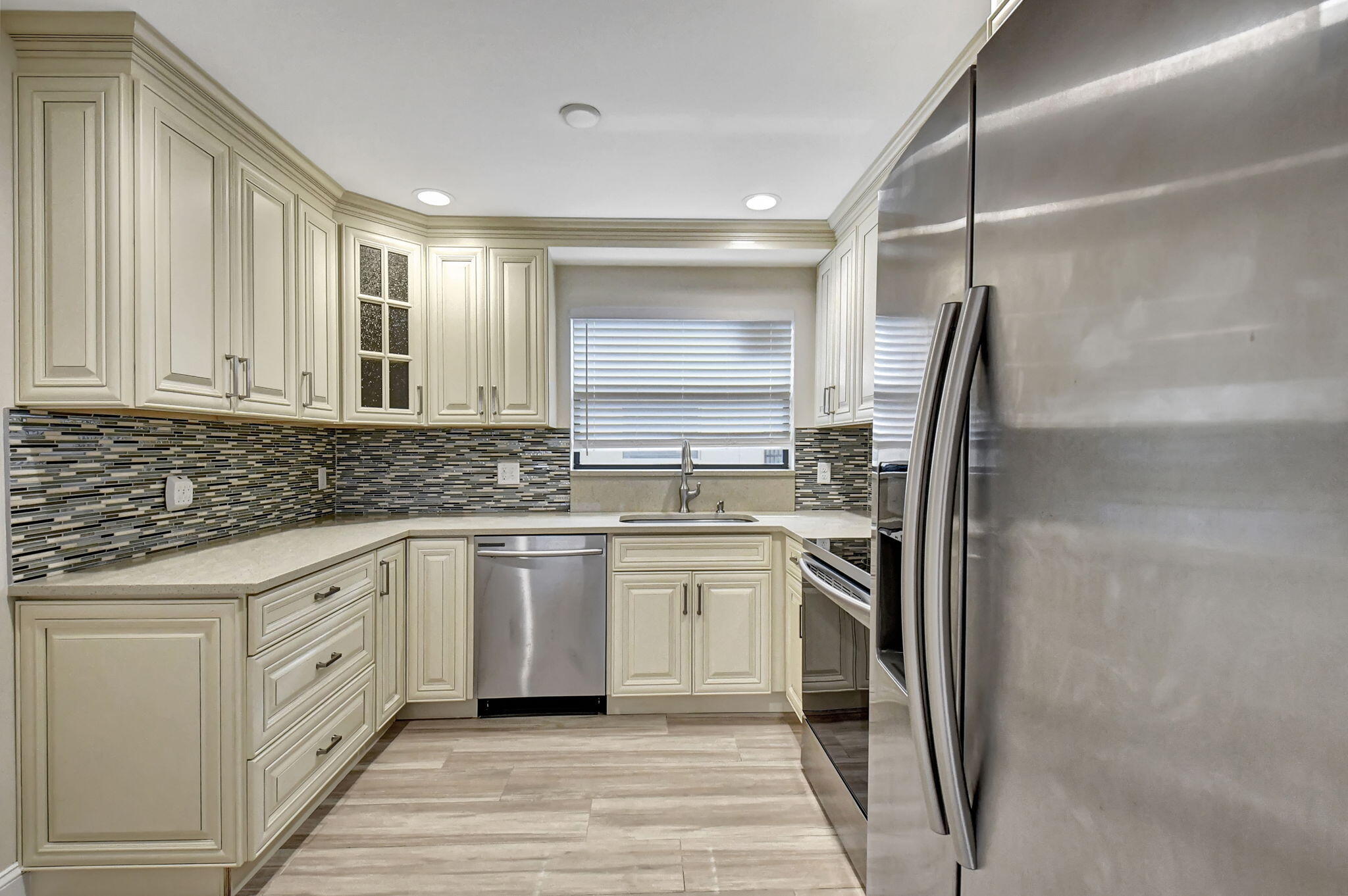 73 Capri B, Unit 73 Delray Beach, FL 33484 - Photo 17 of 93 Kitchen