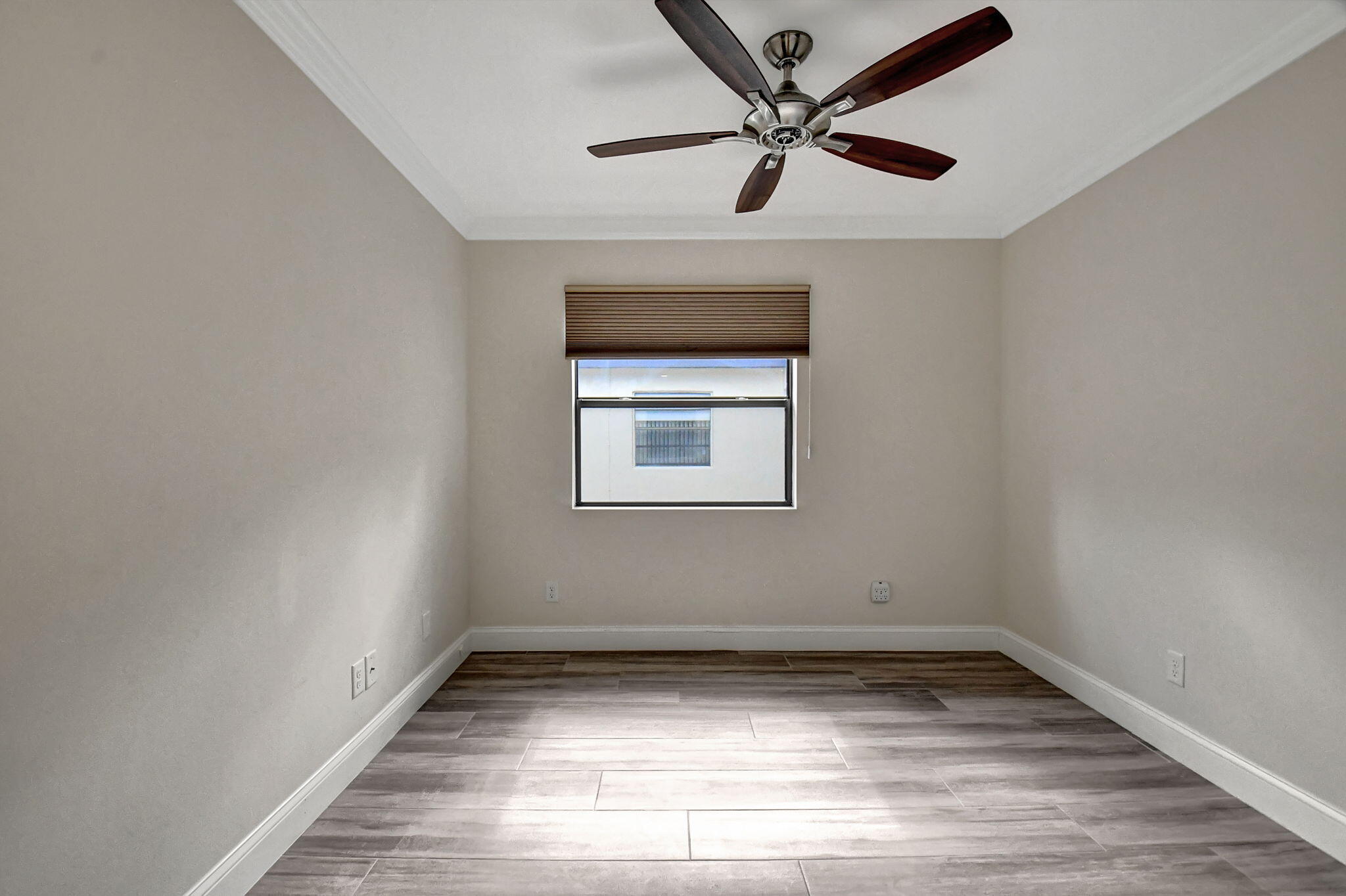 73 Capri B, Unit 73 Delray Beach, FL 33484 - Photo 30 of 93 Guest Bedroom