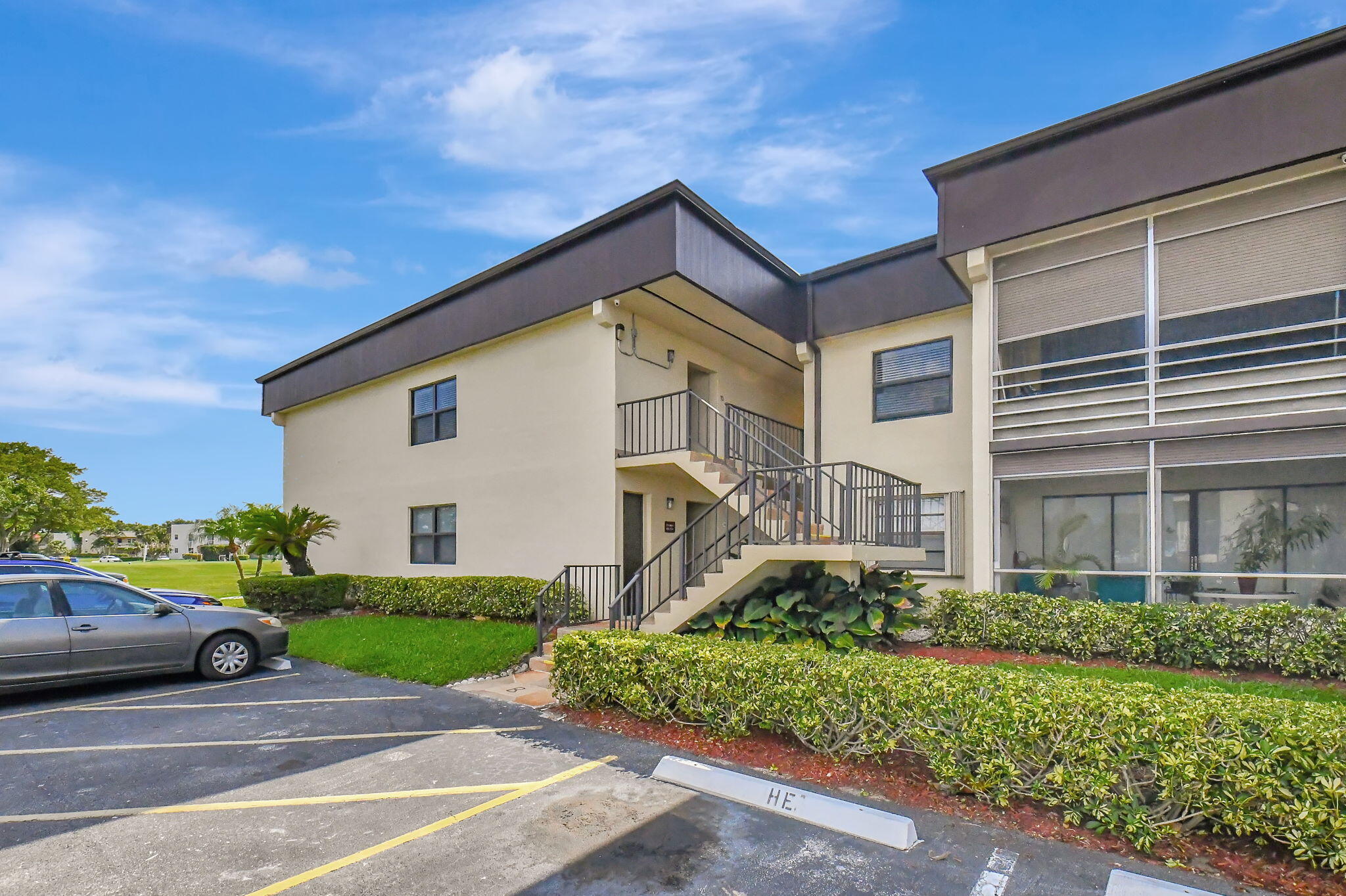73 Capri B, Unit 73 Delray Beach, FL 33484 - Photo 41 of 93 West Building Exposure