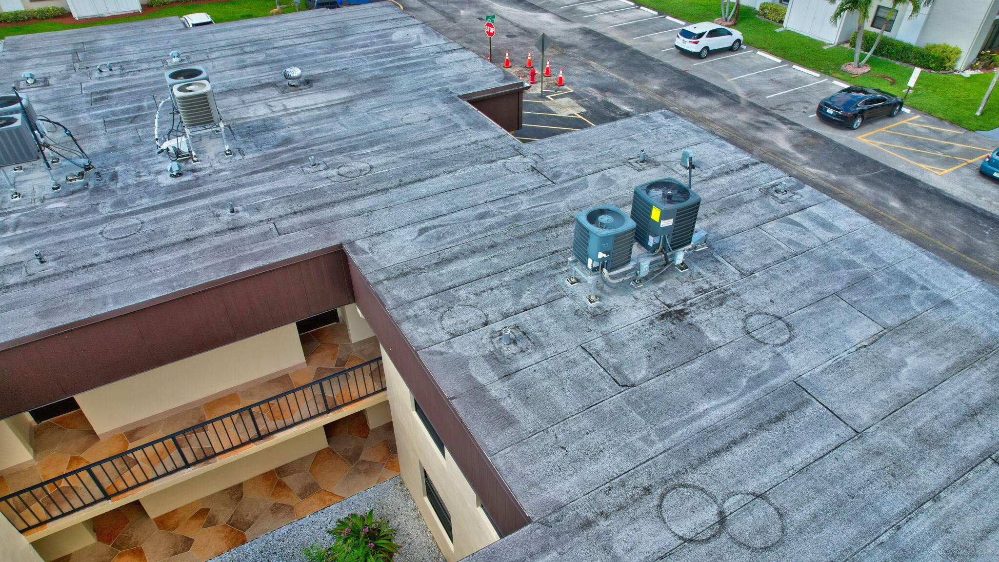 73 Capri B, Unit 73 Delray Beach, FL 33484 - Photo 54 of 93 New Roof & Compressor