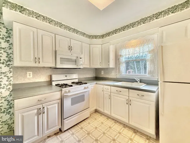 $224,500 | 1309 Mays Landing Road, Hammonton, NJ 08037