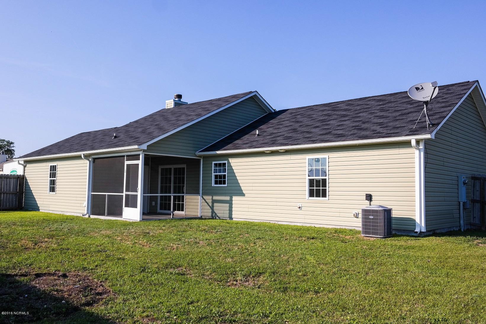 101 Jenna Rea Road Hubert, NC 28539 - Photo 3 of 19 back