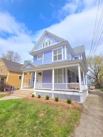 $849,000 | 226 College Avenue Northeast, Grand Rapids, MI 49503
