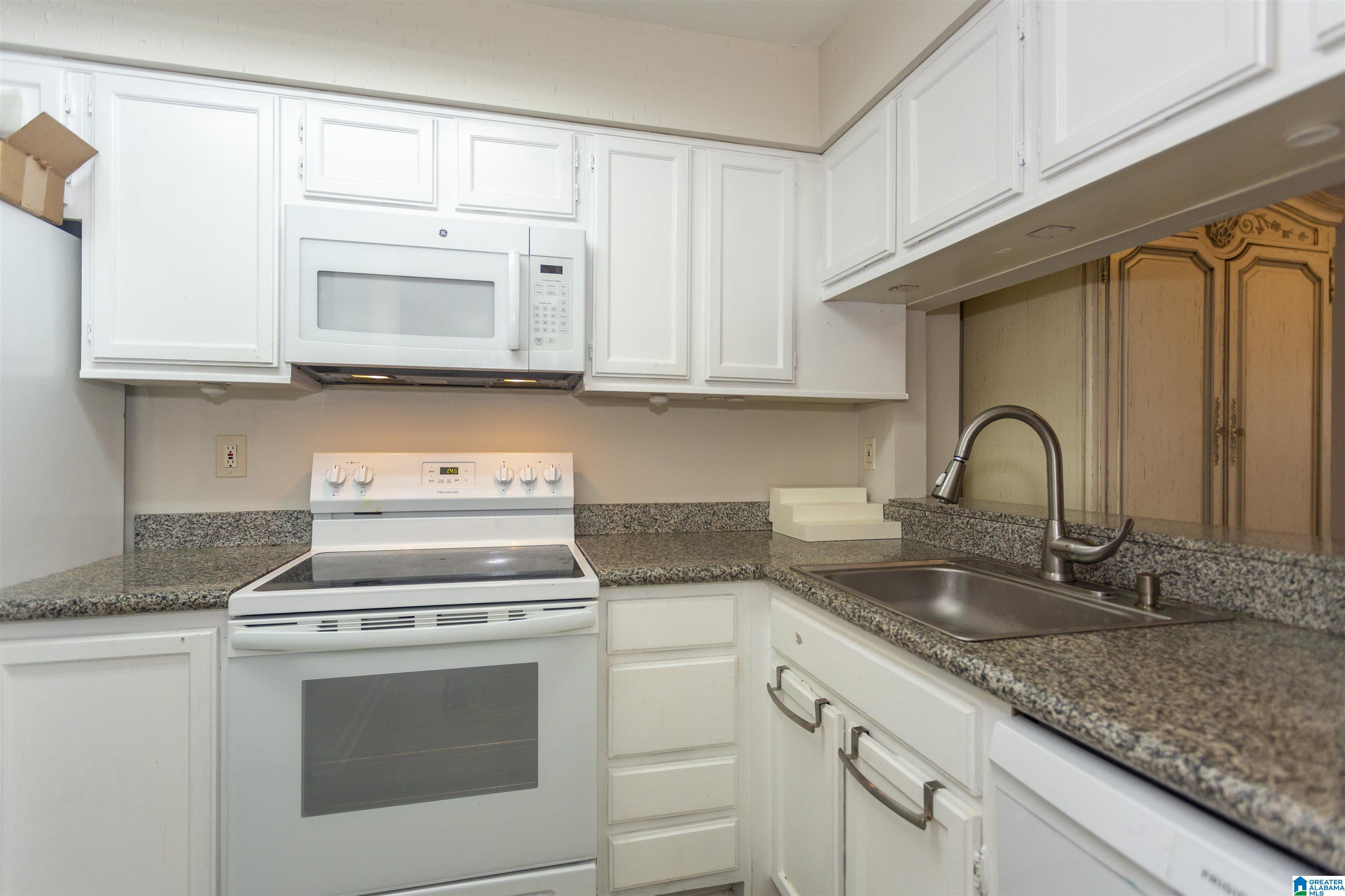 3825 Windhover, Unit 3825 Birmingham, AL 35216 - Photo 18 of 32
