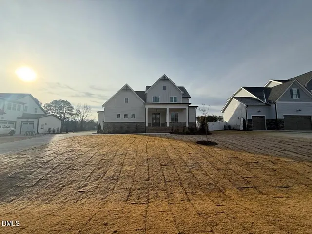 $800,000 | 150 Summerlin Drive, Clayton, NC 27527