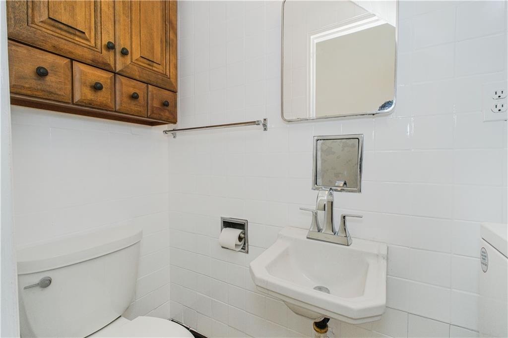 8884 17th Avenue Brooklyn, NY 11214 - Photo 17 of 32