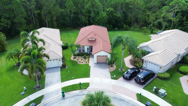an aerial view of a house having garden