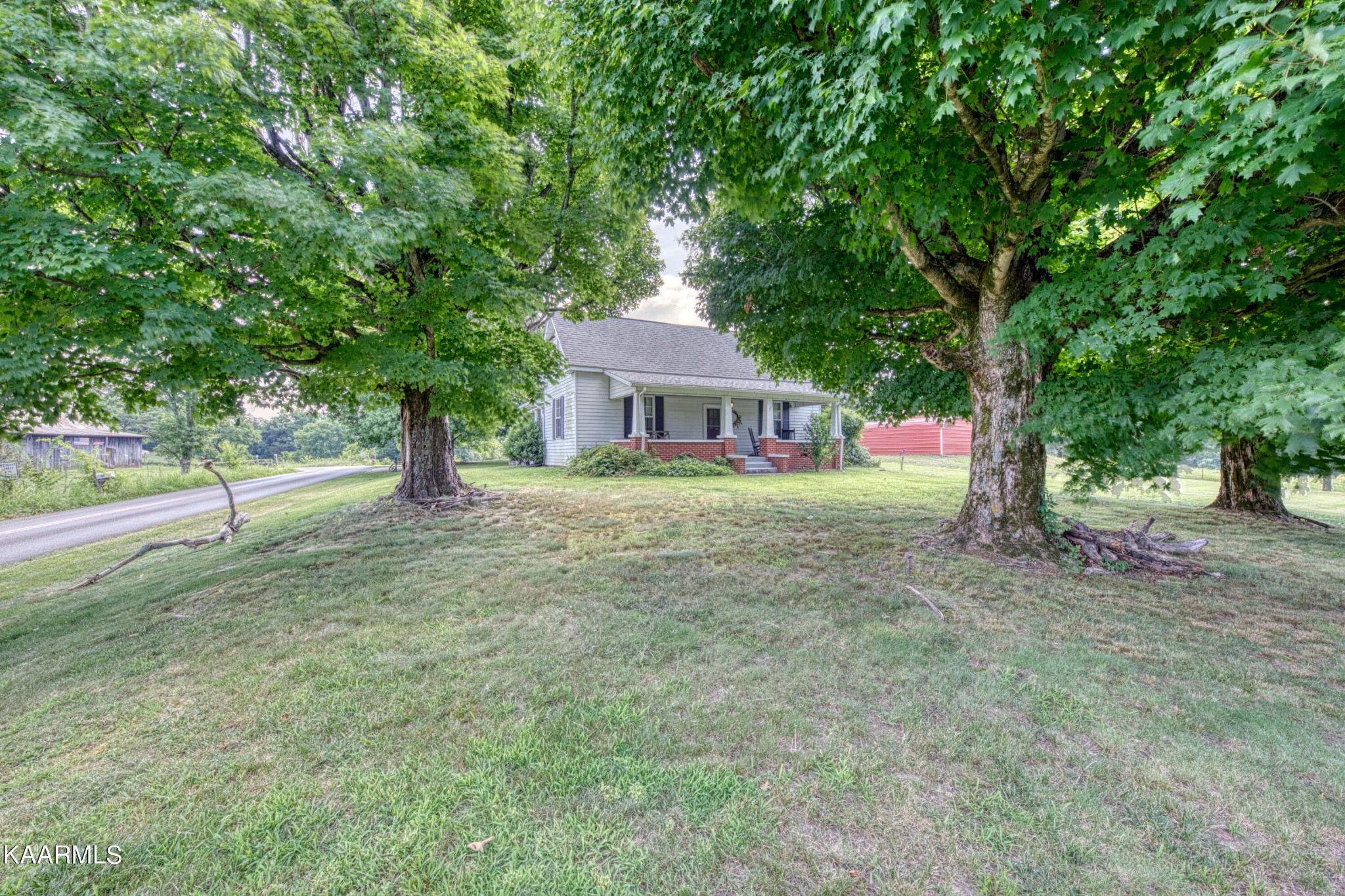 1662 Knowling Loop Talbott, TN 37877 - Photo 12 of 31 Gallery Image 12