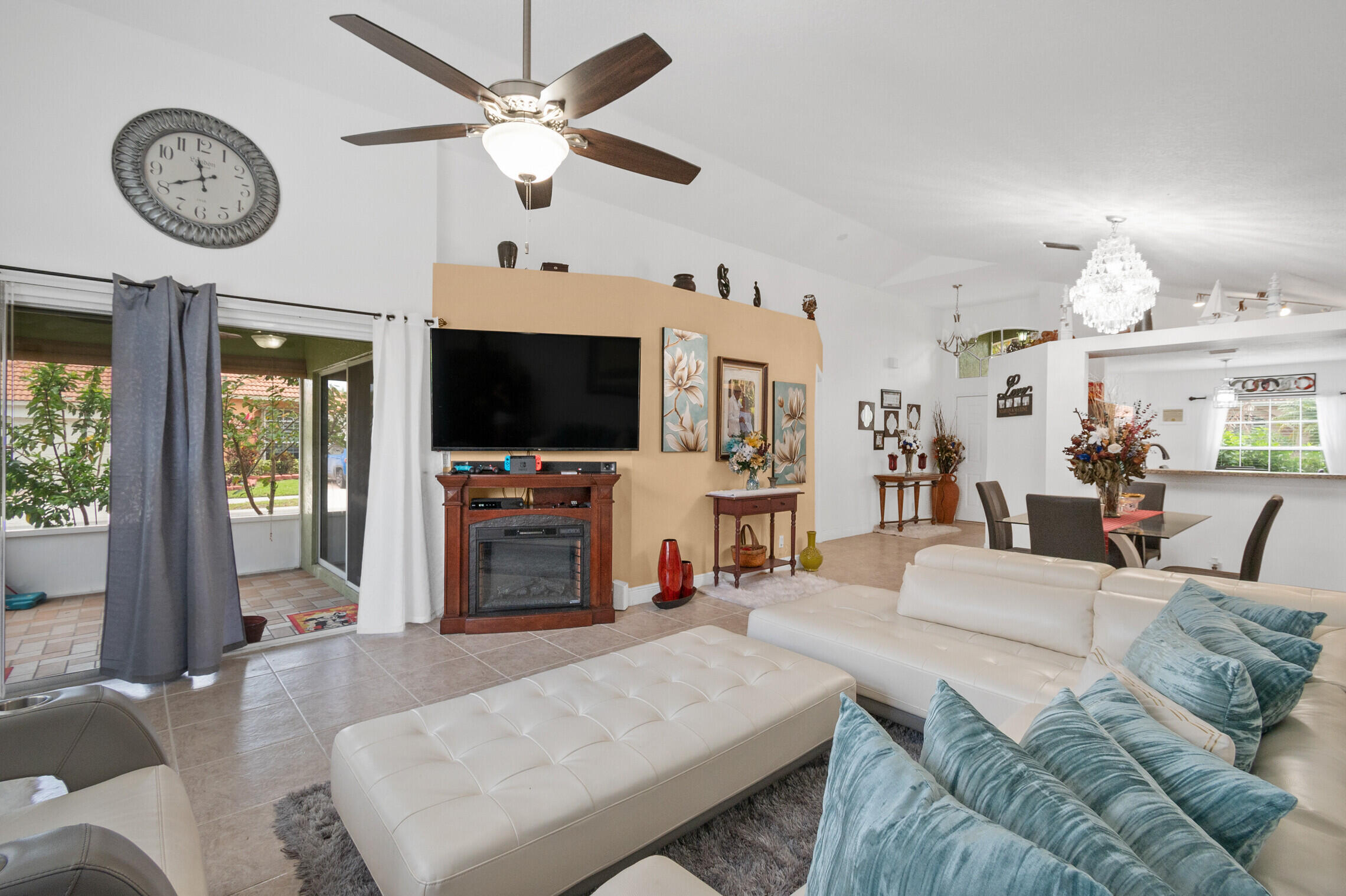 3101 Contego Lane Riviera Beach, FL 33418 - Photo 8 of 22 10__EKP2365_copy_mls