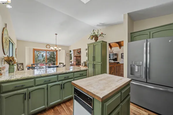 $989,000 | 1004 Bear Run Way, Arnold, CA 95223
