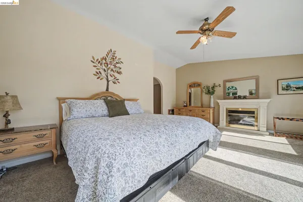 $989,000 | 1004 Bear Run Way, Arnold, CA 95223