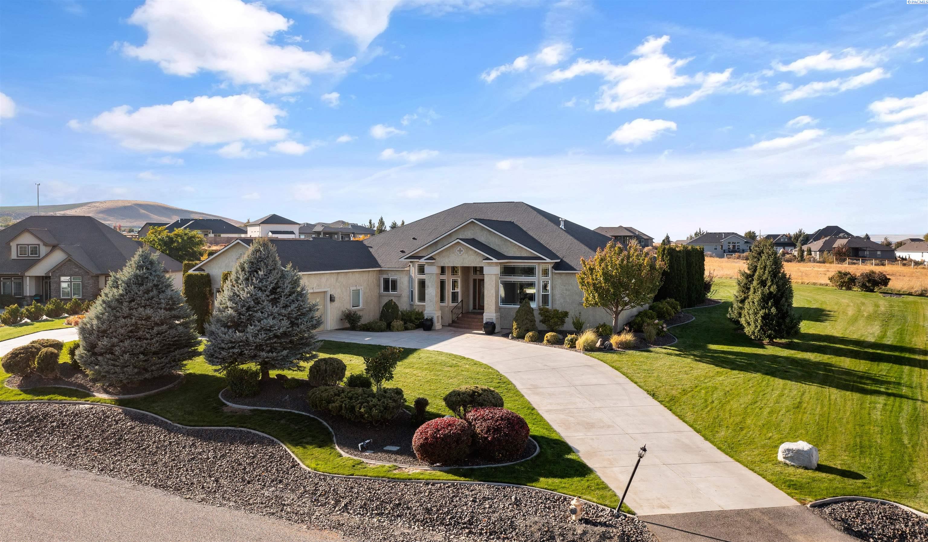 5704 Ryanick Road Kennewick, WA 99338 - Photo 1 of 30 Gallery Image 1