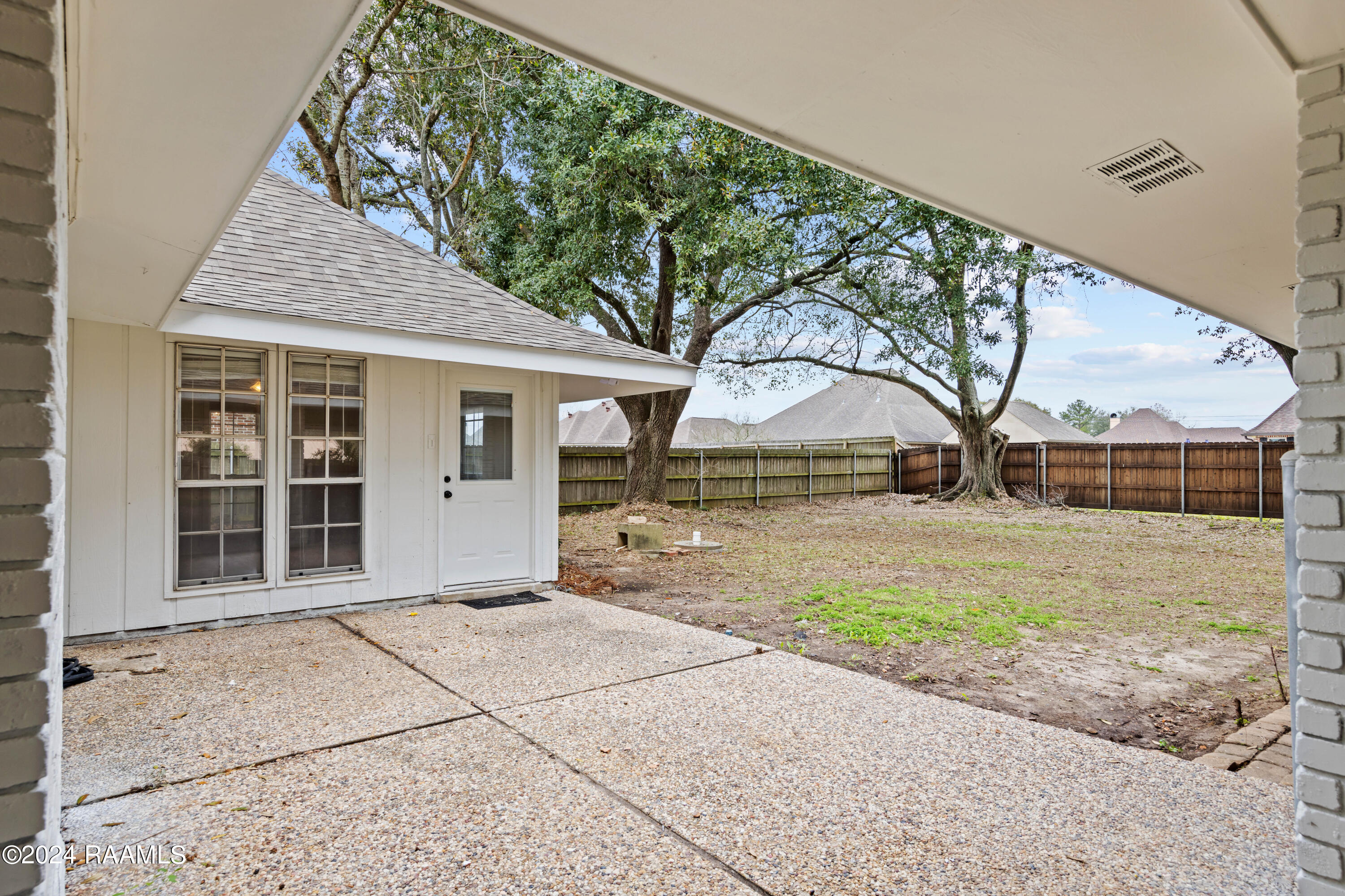 119 Fallis Road Lafayette, LA 70507 - Photo 31 of 31 119 Fallis Rd-30