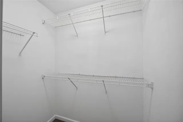 $2,200 | 3921 Riverlook Parkway Southeast, Unit 210, Marietta, GA 30067