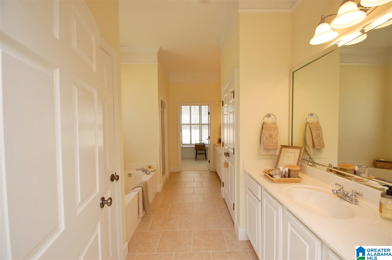 3206 Paige Lane Birmingham, AL 35243 - Photo 10 of 17