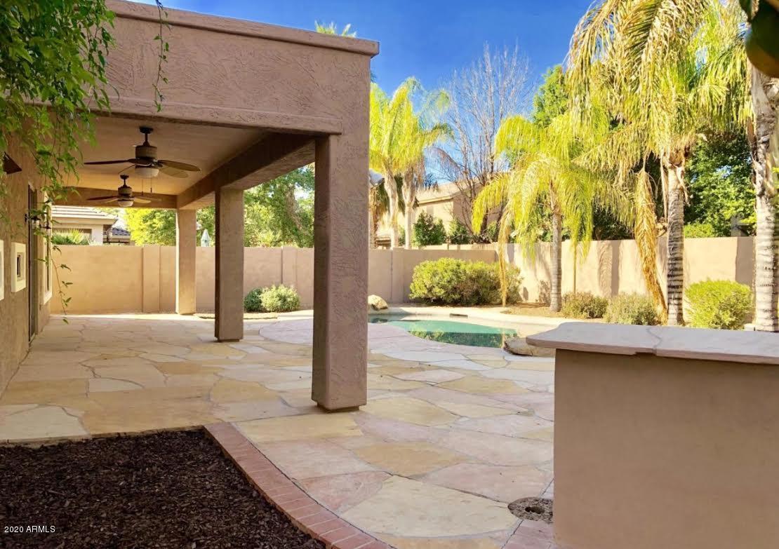 140 West Cardinal Way Chandler, AZ 85286 - Photo 41 of 44 a view of entryway with a patio