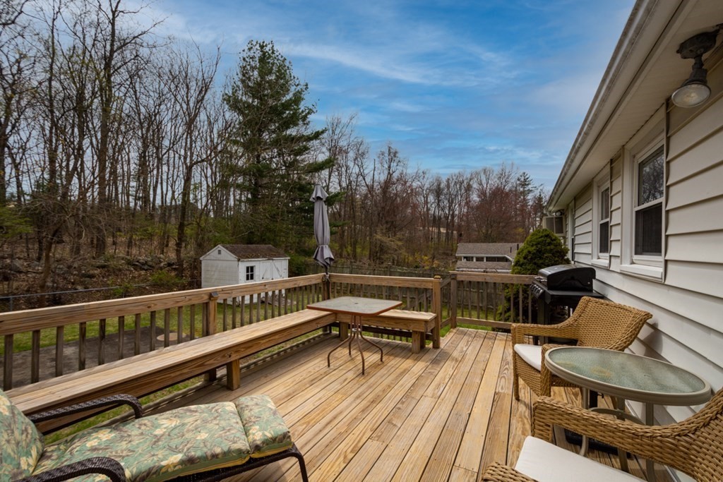 15 Canterbury Road Woburn, MA 01801 - Photo 18 of 26 Gallery Image 18