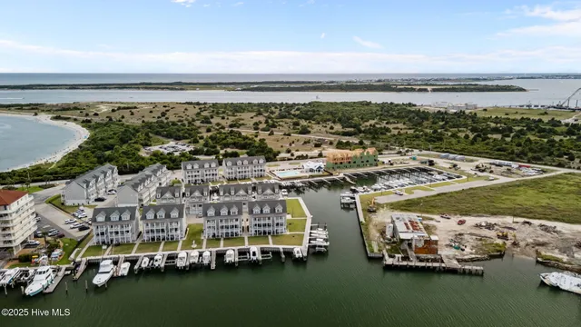 $920,000 | 200 Olde Towne Yacht Clb Drive, Unit 54, Beaufort, NC 28516
