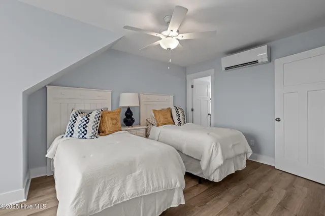 $920,000 | 200 Olde Towne Yacht Clb Drive, Unit 54, Beaufort, NC 28516